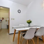 Presika 2372 Apartment Labin (Istria)